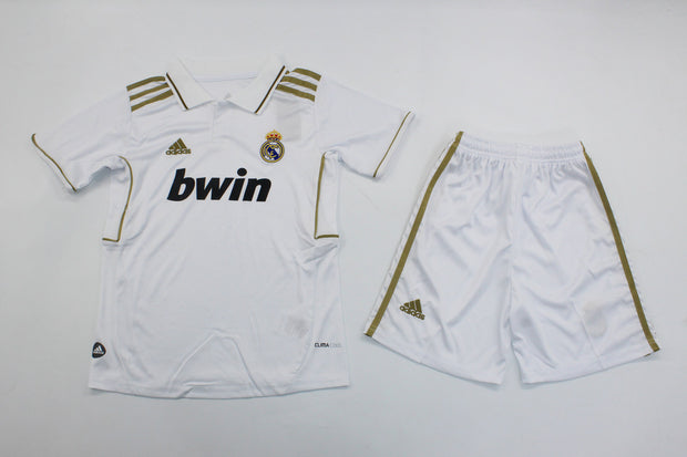 R. Madrid Home 11/12 Kids Retro Kit (Includes Shorts)