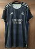 R. Madrid Away 25/26 Woman Kit