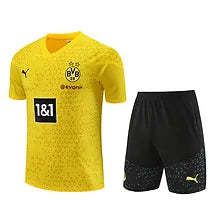 Borussia Dmund. 23/24 Pre Match/Training Shorts Set 4
