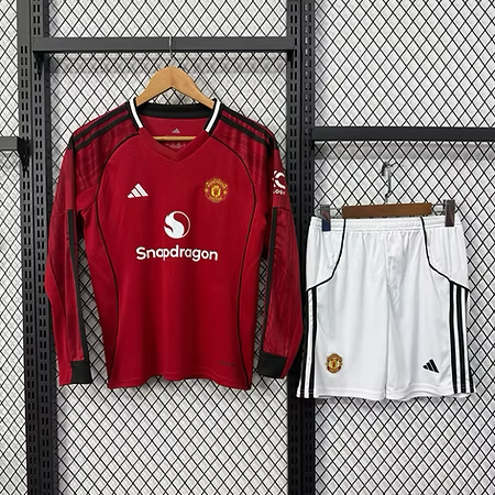 Man. Utd Home 25/26 Long Sleeve Kids Kit (Includes Shorts)