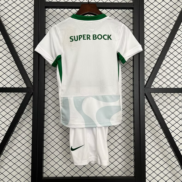 Sporting Lisbon Away 25/26 Kids Kit (Includes Shorts)