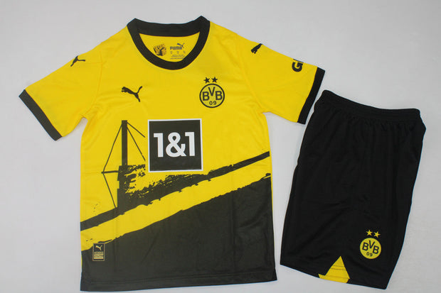 Borussia Dmund. Home 23/24 Kids Kit (includes shorts)