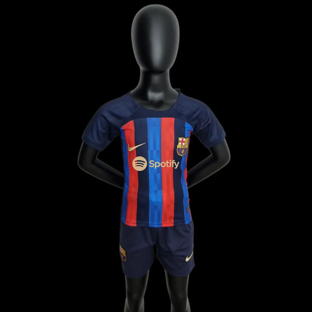 Barça 22/23 Kids Home Jersey (includes shorts)